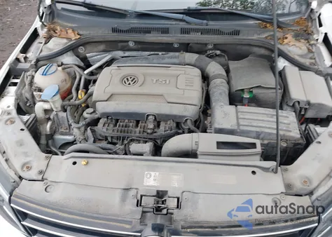 2016 Volkswagen Jetta 1.8T Sel из США, поврежденный, VIN 3VWL07AJ3GM297959